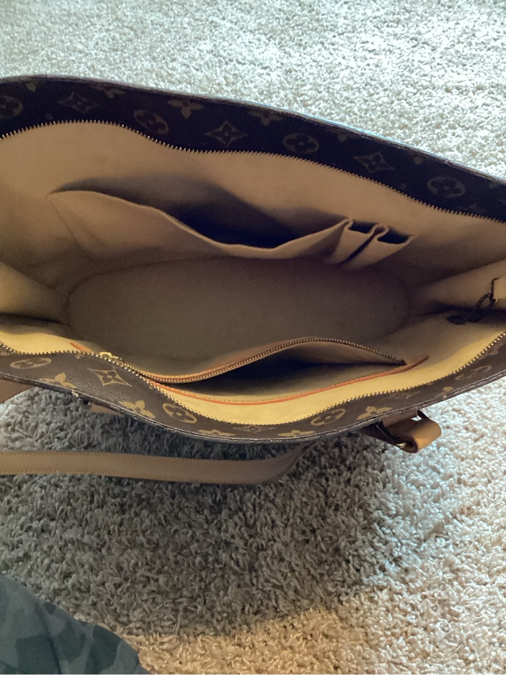 Louis Vuitton Monogram Canvas Shoulder Bag with Tan Leather Straps - Picture 7 of 10